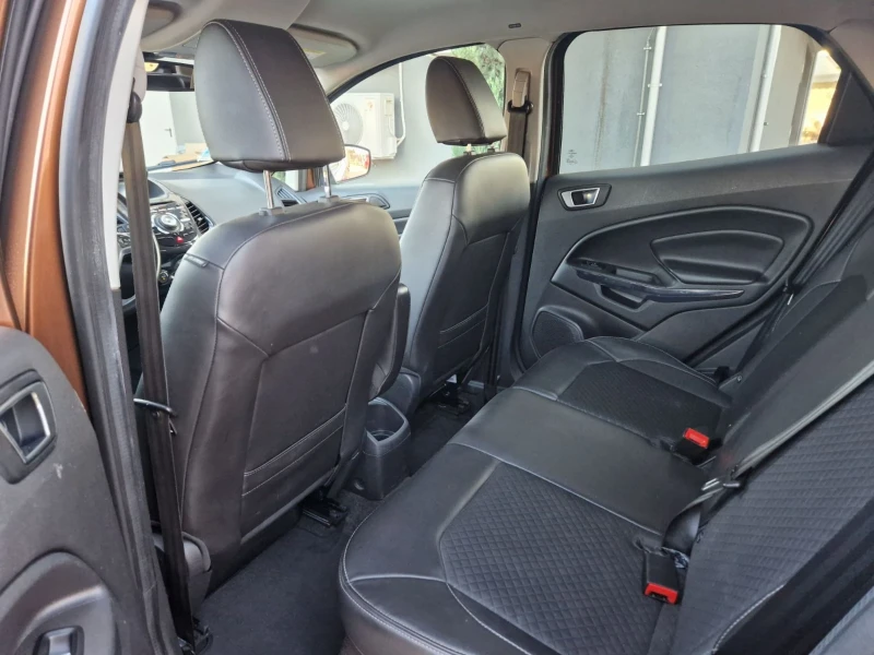 Ford EcoSport 1.5 TDCI / 95 к.с.НАВИГАЦИЯ , снимка 11 - Автомобили и джипове - 52805083