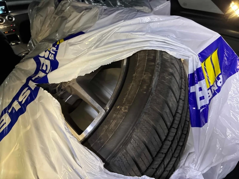 Mercedes-Benz GLC * 350e * CARFAX * ЦЕНА ДО БГ, снимка 7 - Автомобили и джипове - 53126188