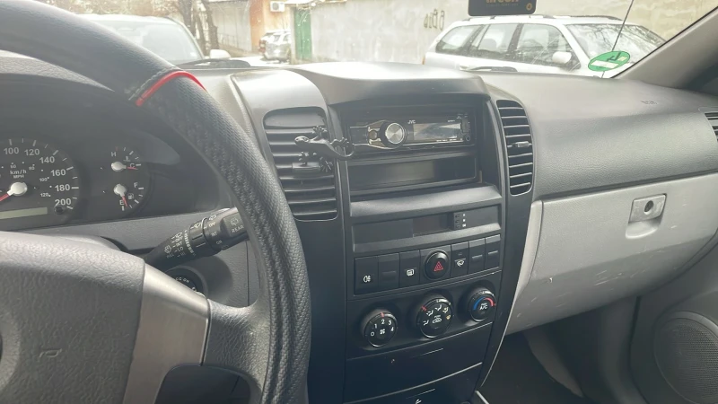 Kia Sorento 2.4 140, снимка 9 - Автомобили и джипове - 53343215
