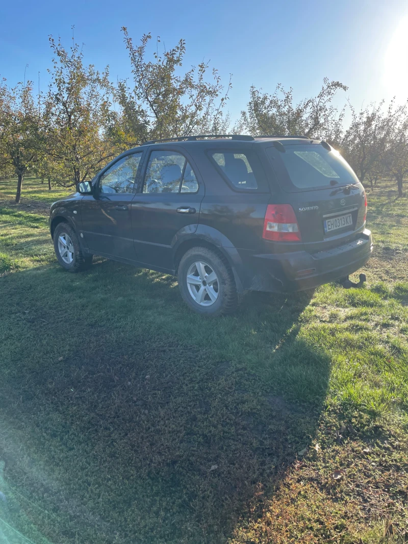 Kia Sorento 2.4 140, снимка 3 - Автомобили и джипове - 53343215