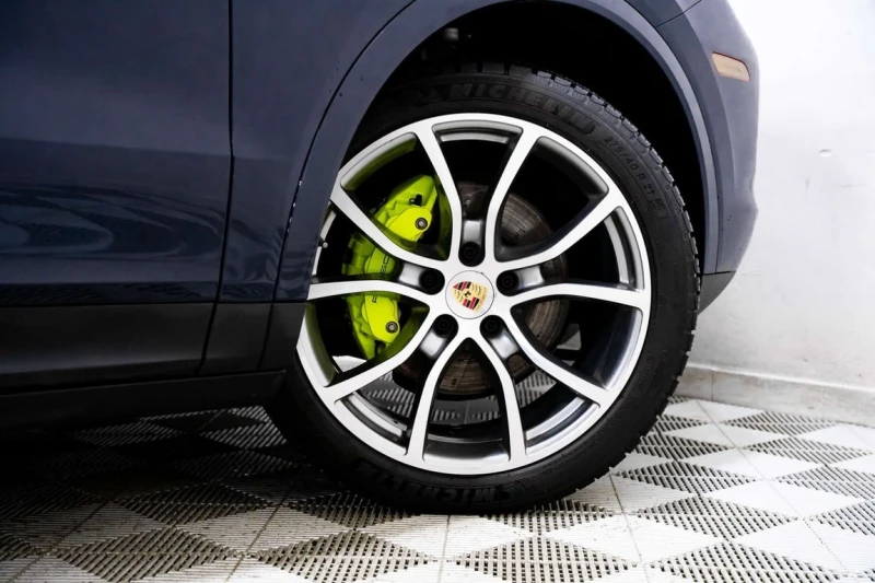 Porsche Cayenne S E Hybrid  CARFAX, снимка 5 - Автомобили и джипове - 53455242