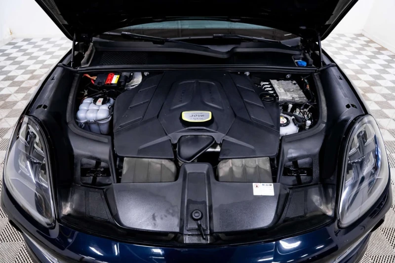 Porsche Cayenne S E Hybrid  CARFAX, снимка 15 - Автомобили и джипове - 53455242