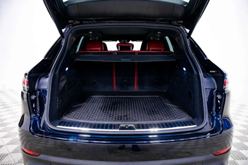 Porsche Cayenne S E Hybrid  CARFAX, снимка 10 - Автомобили и джипове - 53455242