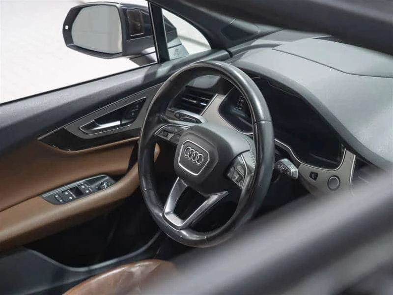 Audi Q7 3.0T Technik quattro 8sp Tiptronic  CARFAX, снимка 14 - Автомобили и джипове - 55349079