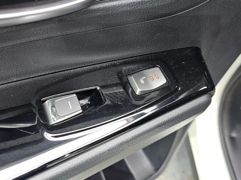SsangYong Korando 1.6 673910 Automatic, снимка 17 - Автомобили и джипове - 55749619