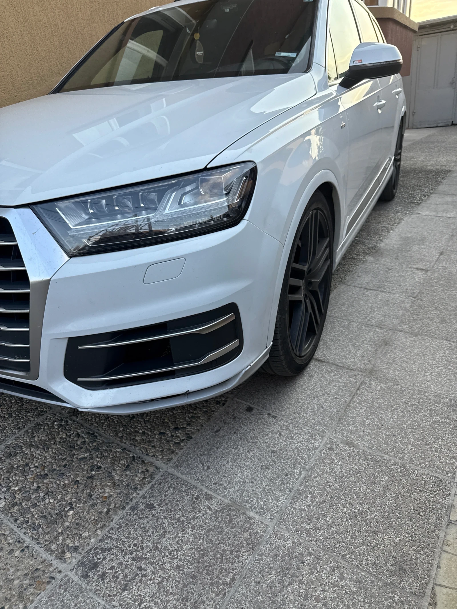Audi Q7 S-line - изображение 2