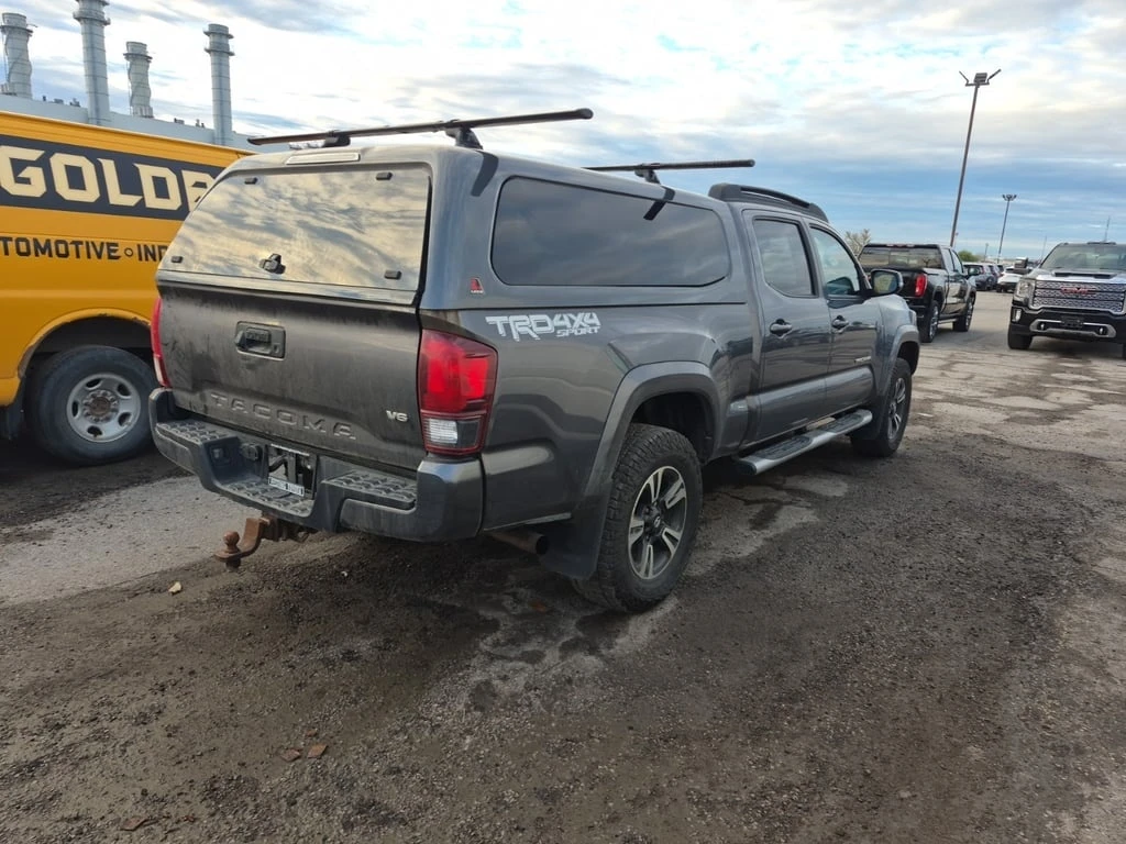 Toyota Tacoma * SR5 CREW CAB LONG BED * CARFAX * БЕЗ ПЪРВОНАЧАЛН - изображение 3
