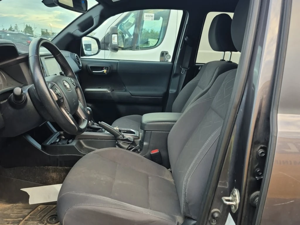 Toyota Tacoma * SR5 CREW CAB LONG BED * CARFAX * БЕЗ ПЪРВОНАЧАЛН - изображение 5