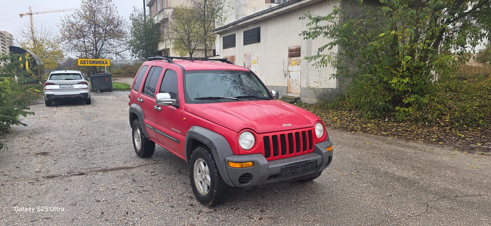 Jeep Cherokee 2.8CRDI 4x4 - изображение 2