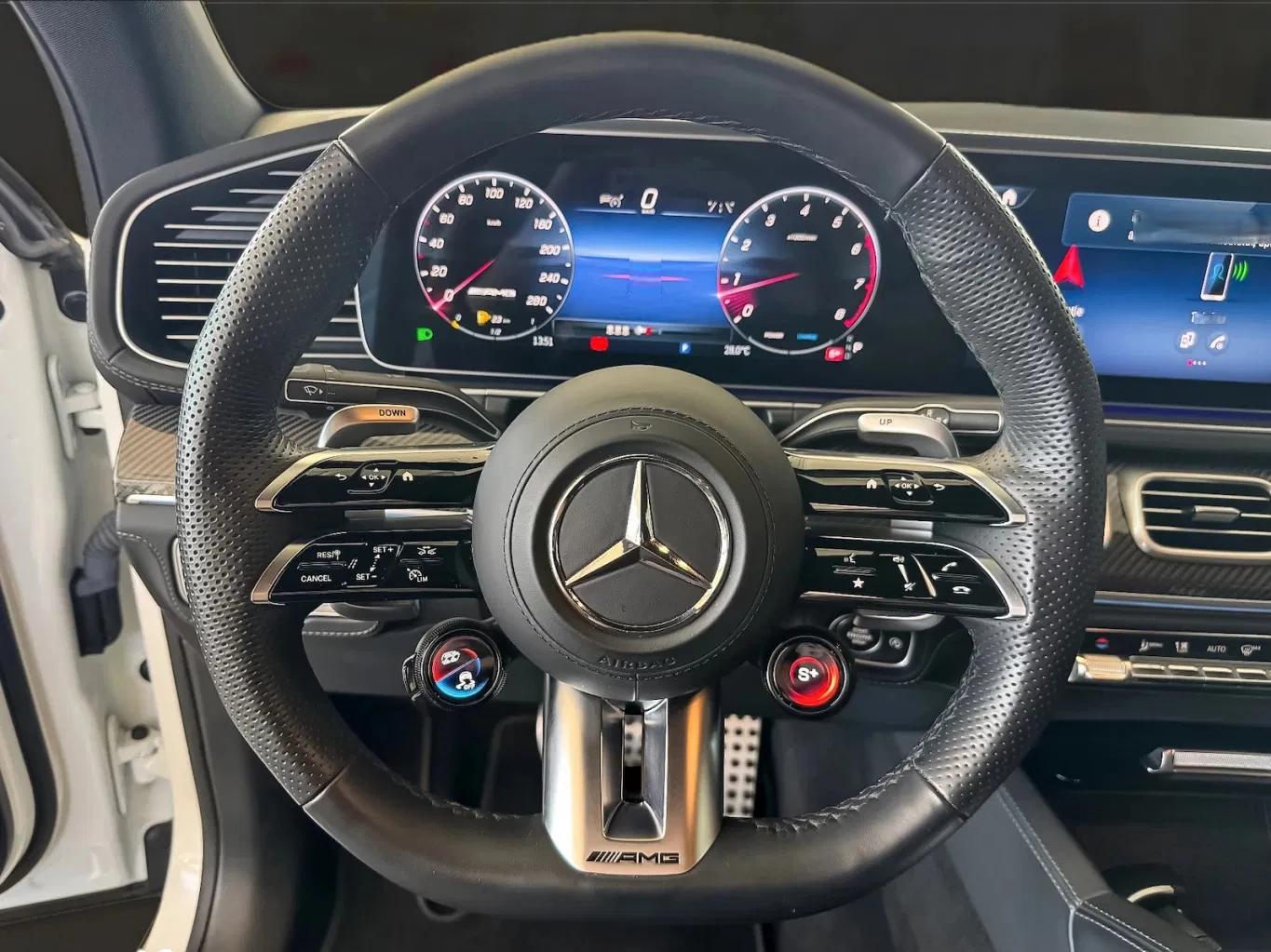 Mercedes-Benz GLE 53 Coupe 4Matic AMG Line - изображение 10