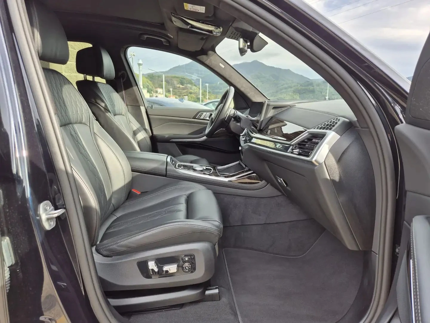 BMW X7 4.0d xDrive M Sport Paket - изображение 4