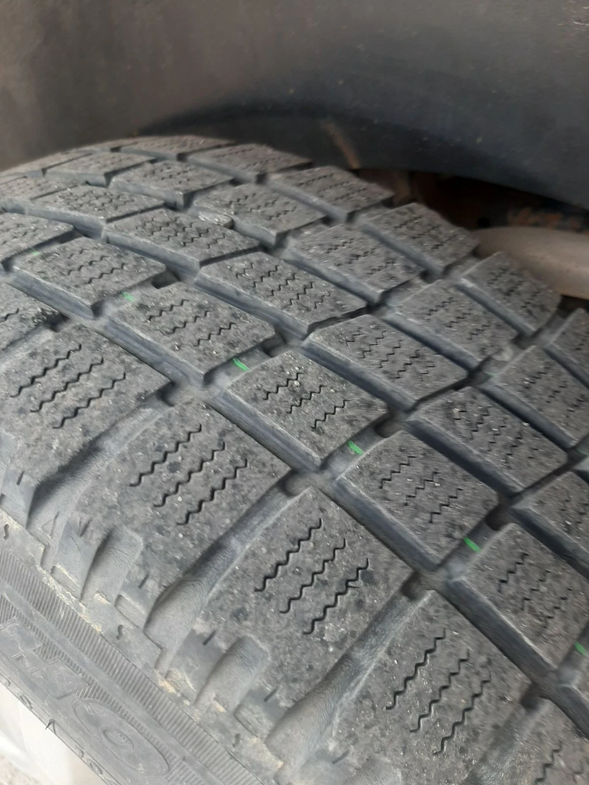 Mercedes-Benz ML 270, снимка 9 - Автомобили и джипове - 54009761