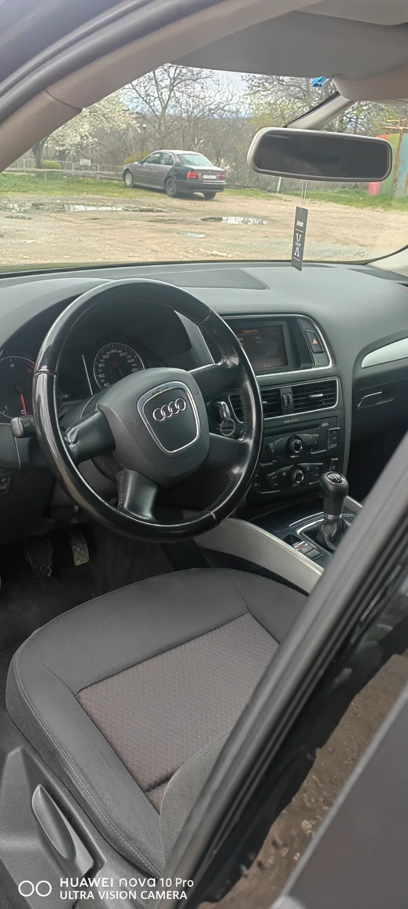 Audi Q5 2.0 TDI , снимка 4 - Автомобили и джипове - 54081526