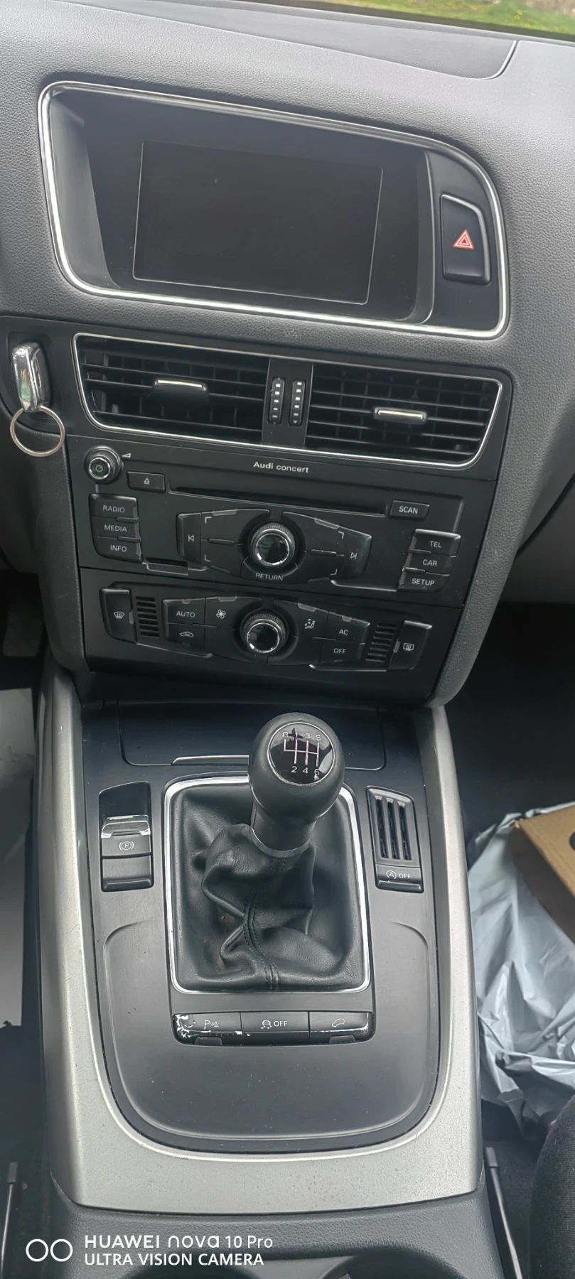 Audi Q5 2.0 TDI , снимка 6 - Автомобили и джипове - 54081526