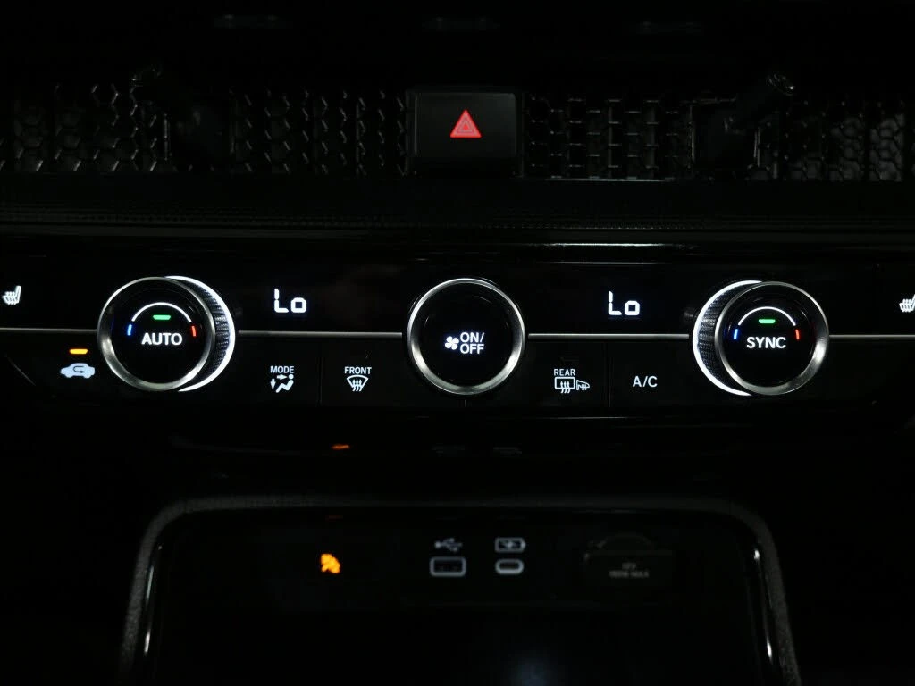 Honda Cr-v Sport* AWD* АвтоКредит* (ЦЕНА ДО БГ), снимка 12 - Автомобили и джипове - 54494766