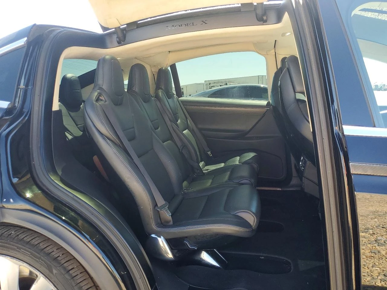 Tesla Model X, снимка 11 - Автомобили и джипове - 54906862