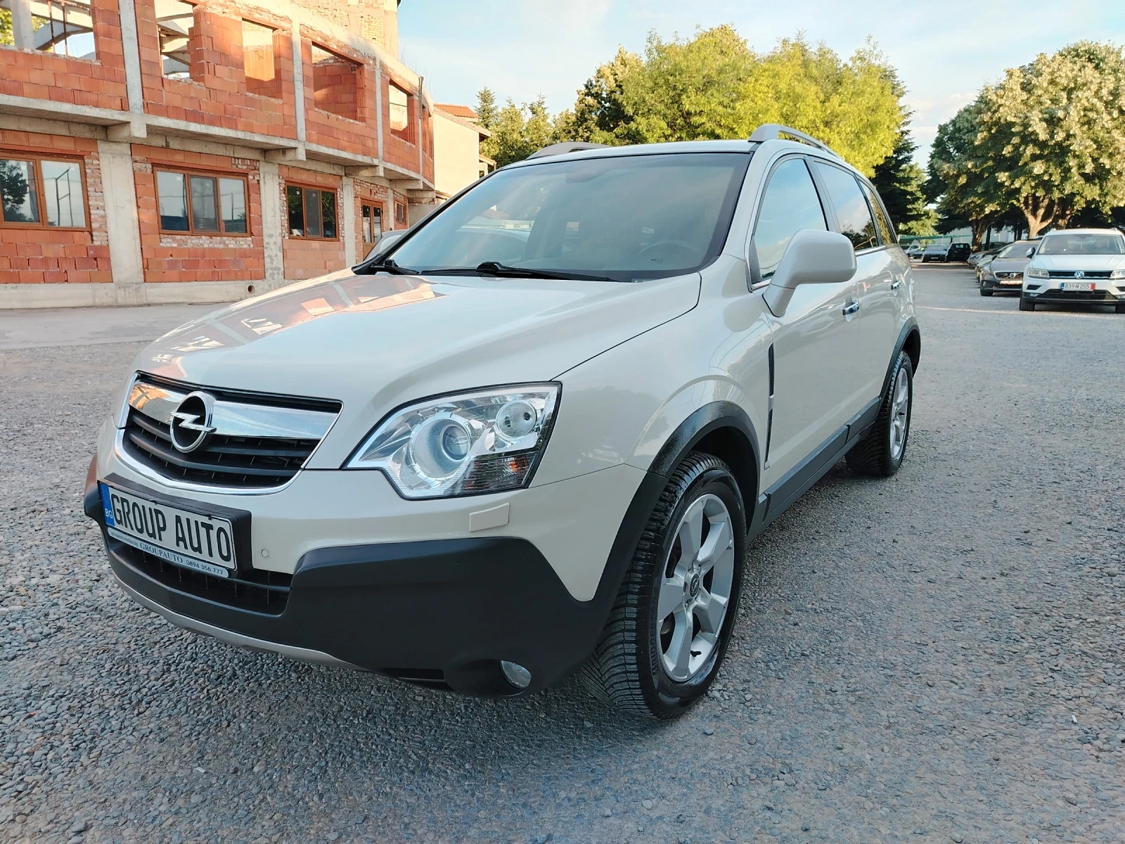 Opel Antara 2.0d-150к.с/4x4/КОЖА/ПОДГРЕВ/АВТОМАТИК!!! , снимка 3 - Автомобили и джипове - 54948460
