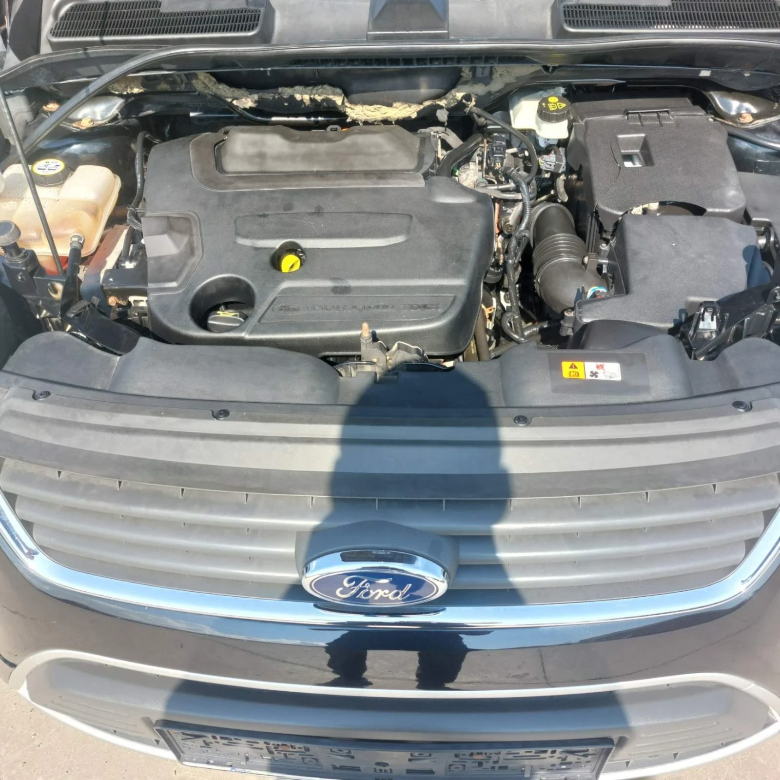 Ford Kuga ОТЛИЧНА , снимка 8 - Автомобили и джипове - 55015790