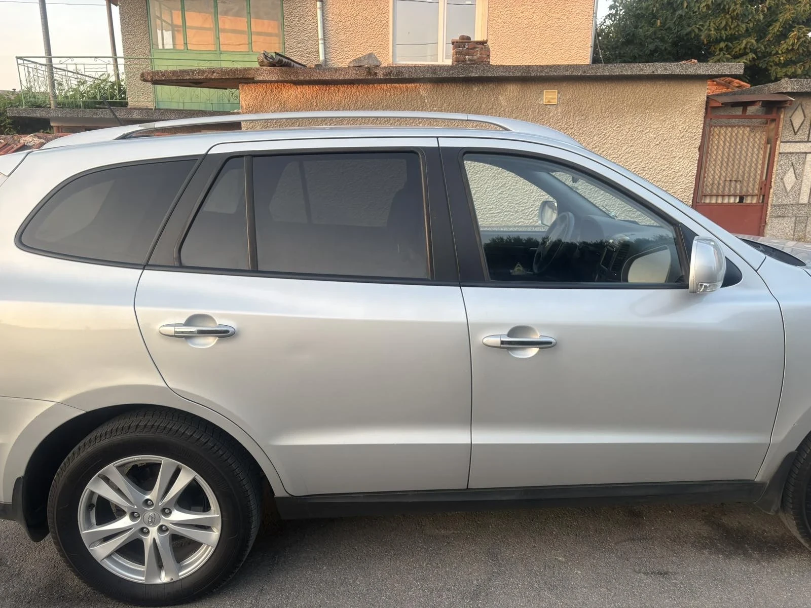 Hyundai Santa fe, снимка 3 - Автомобили и джипове - 56546381