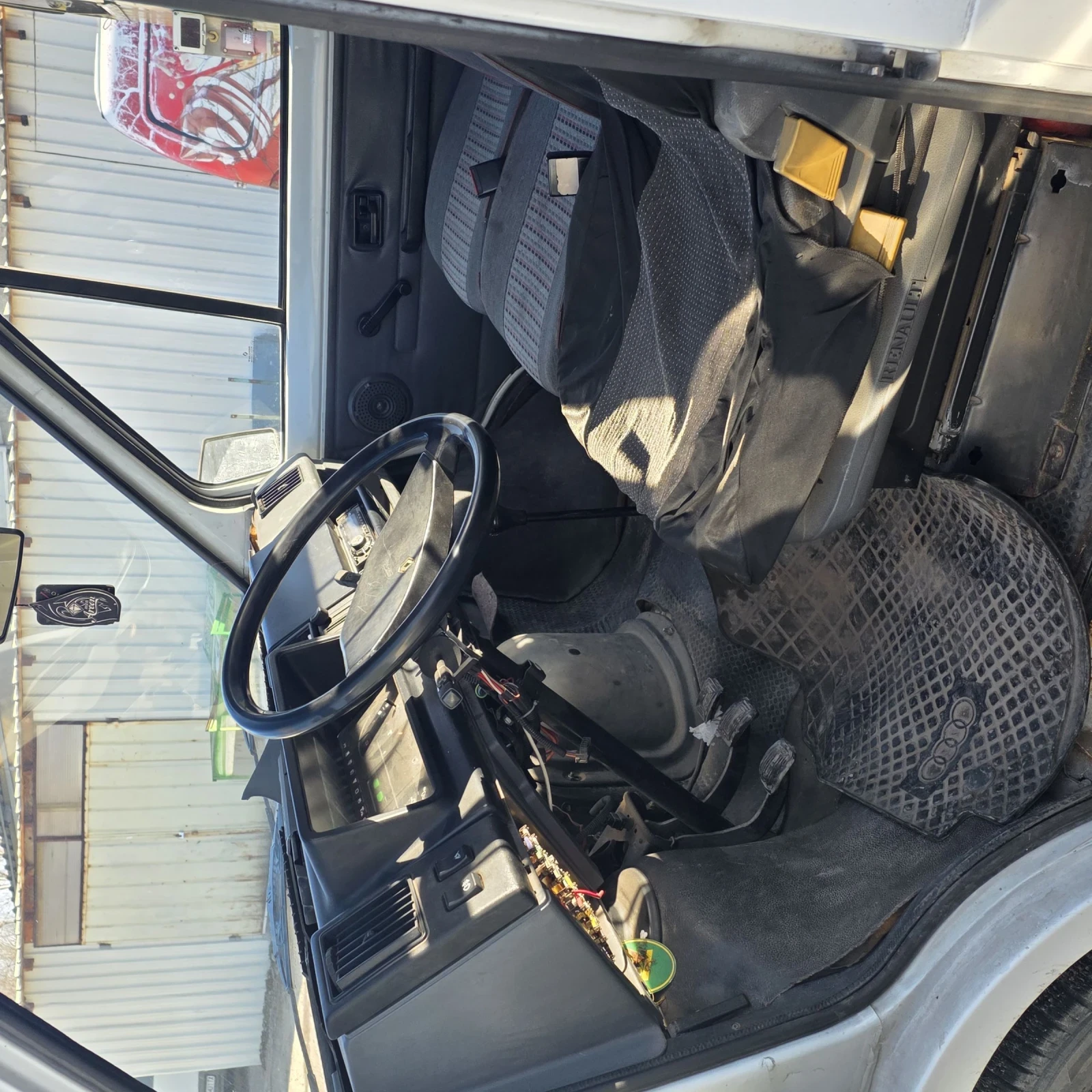 Renault Trafic Газ/Бензин , снимка 4 - Бусове и автобуси - 53821489