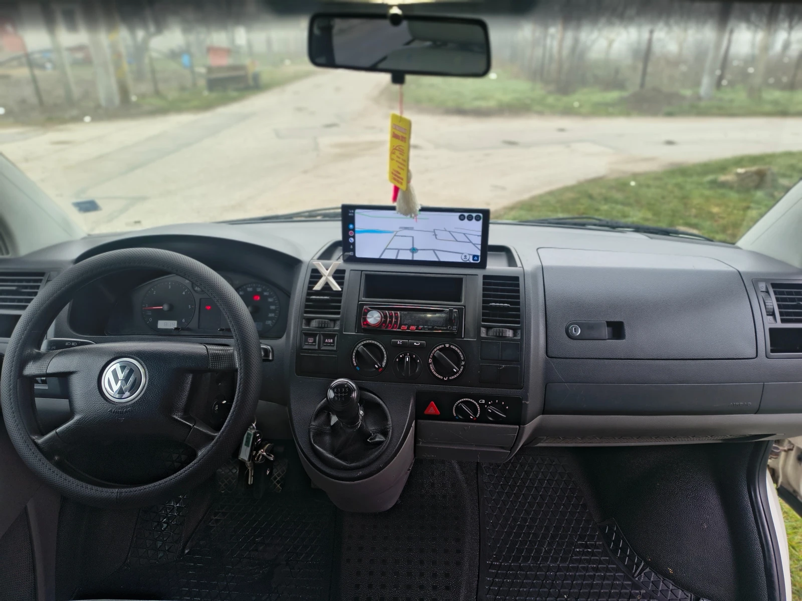 VW T5 1.9tdi 105hp, снимка 16 - Бусове и автобуси - 53838389