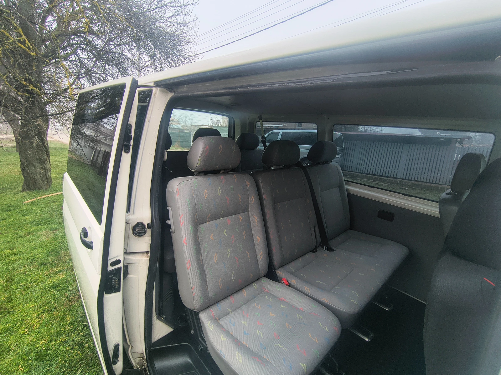 VW T5 1.9tdi 105hp, снимка 14 - Бусове и автобуси - 53838389