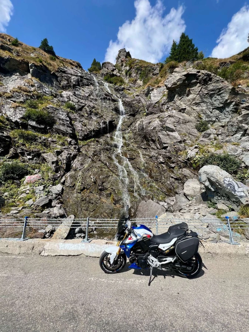 BMW F 900 R | 105 к.с. | Гаранция до 2028 | Каско+ , снимка 7 - Мотоциклети и мототехника - 52352521