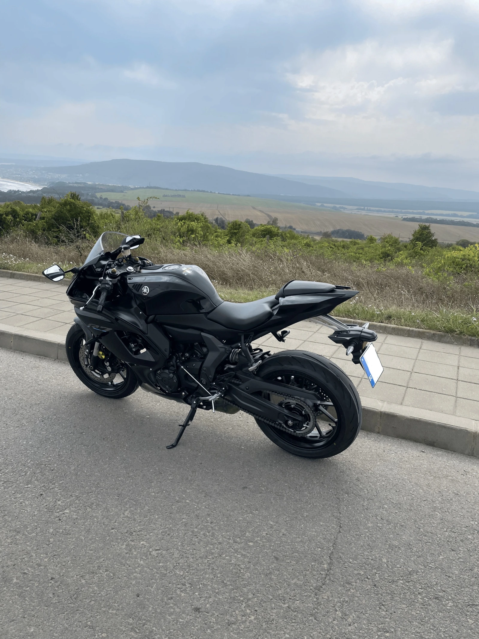 Yamaha YZF-R7  - изображение 6