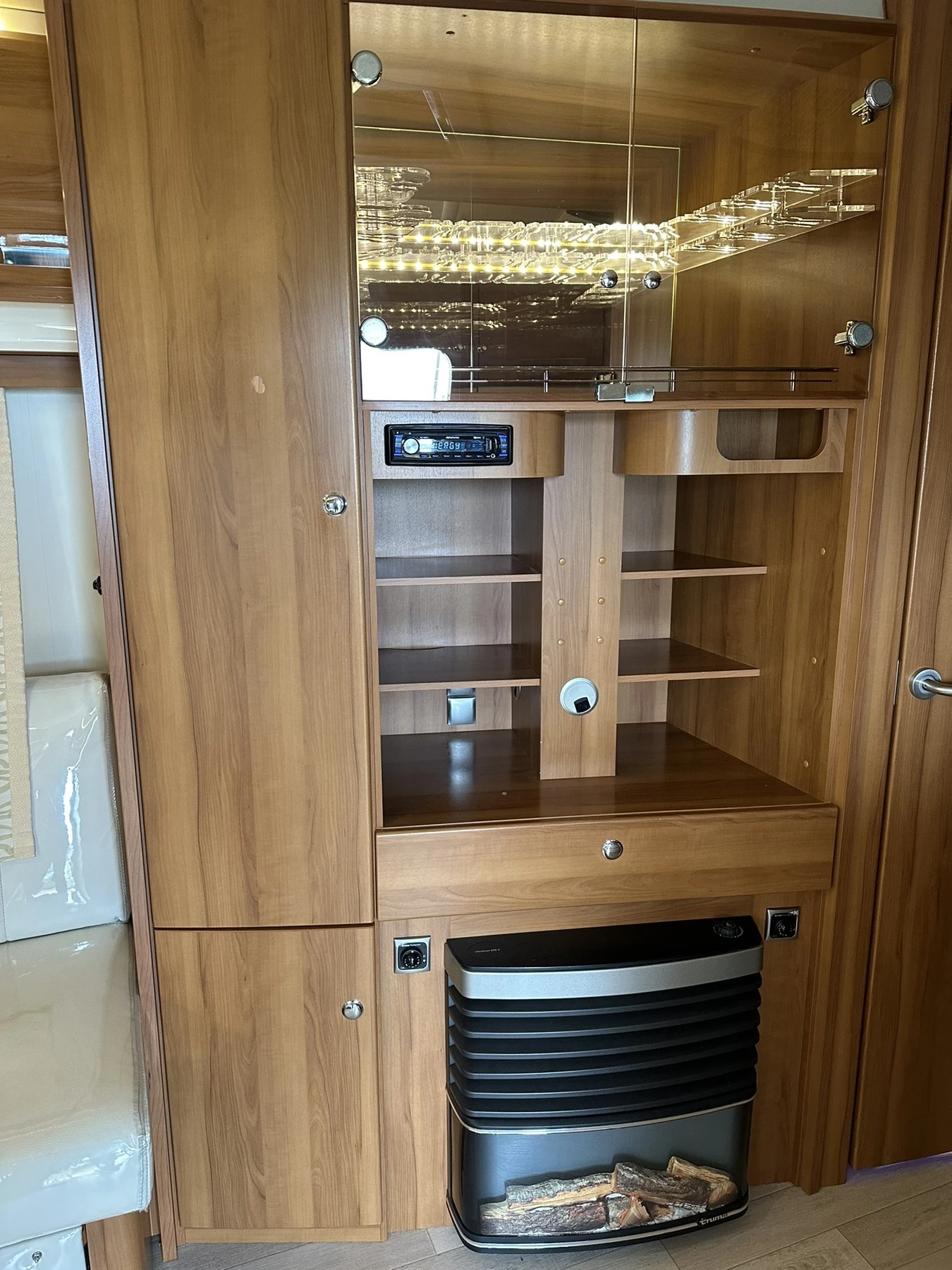 Каравана Fendt Diamand - изображение 7