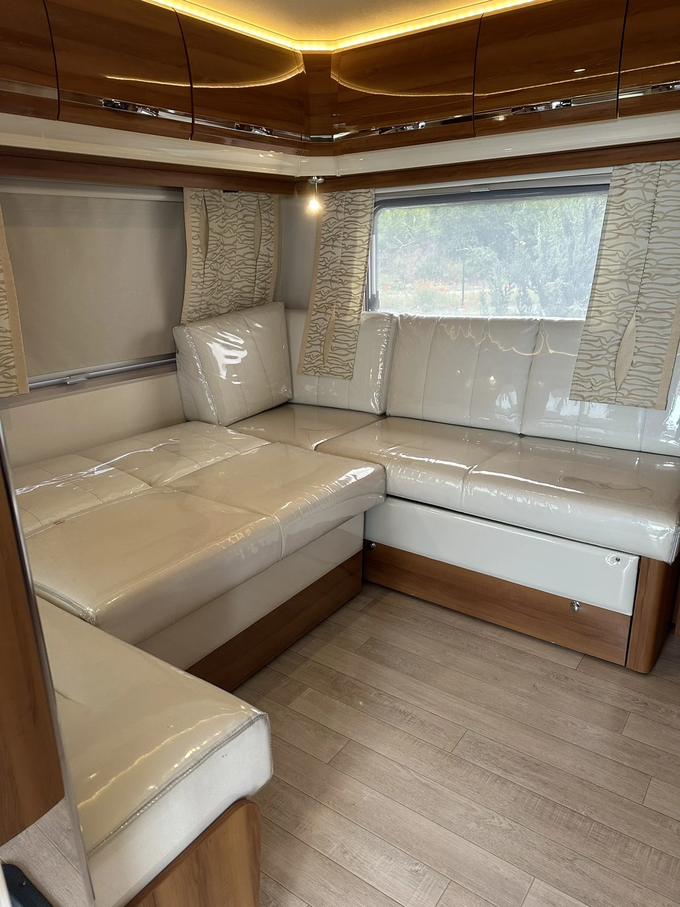 Каравана Fendt Diamand - изображение 8