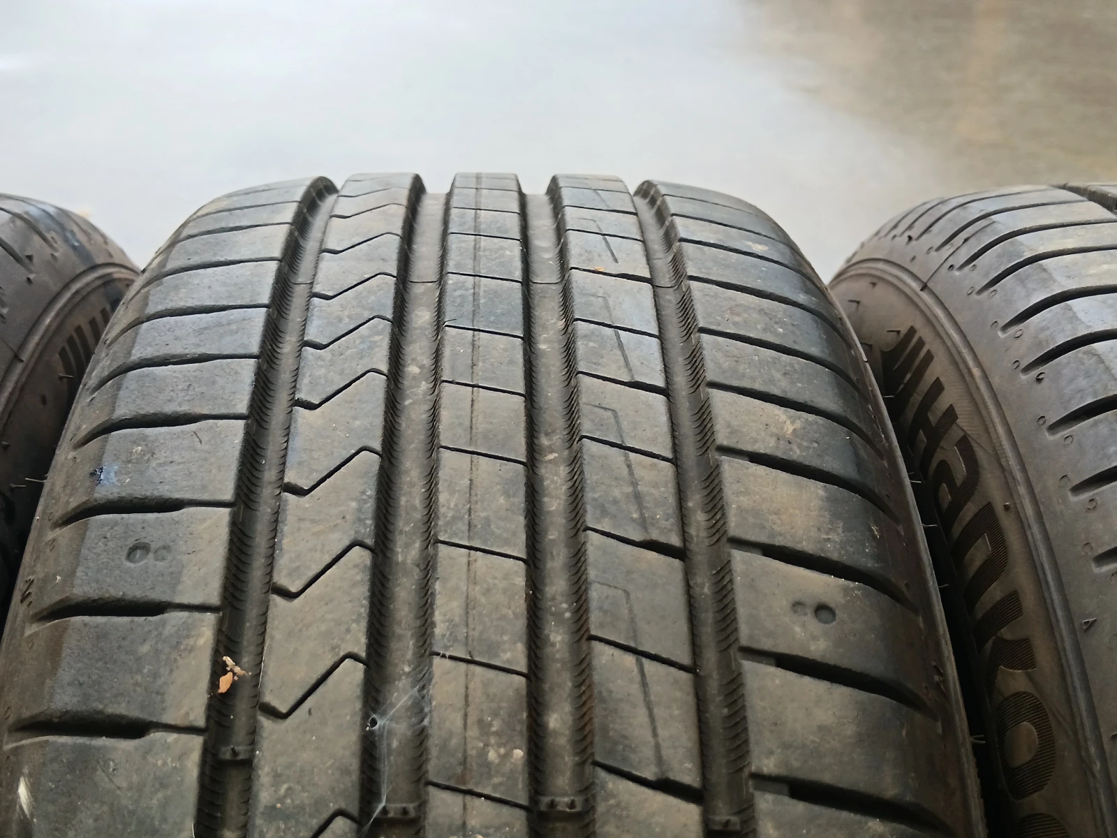 Гуми Летни 205/60R16, снимка 2 - Гуми и джанти - 54526480