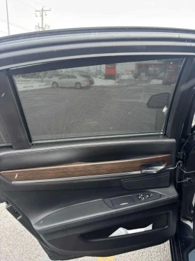 BMW 750 * 4dr Sdn xDrive AWD * CARFAX * ЦЕНА ДО БГ, снимка 9