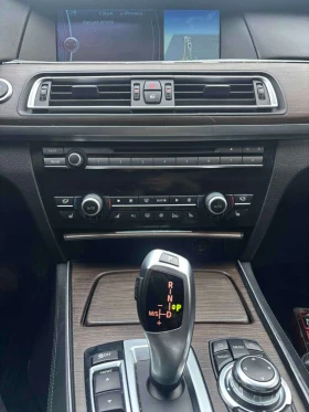 BMW 750 * 4dr Sdn xDrive AWD * CARFAX * ЦЕНА ДО БГ, снимка 7