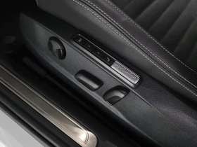 VW Passat  2.0 TDI PREMIUM, снимка 16