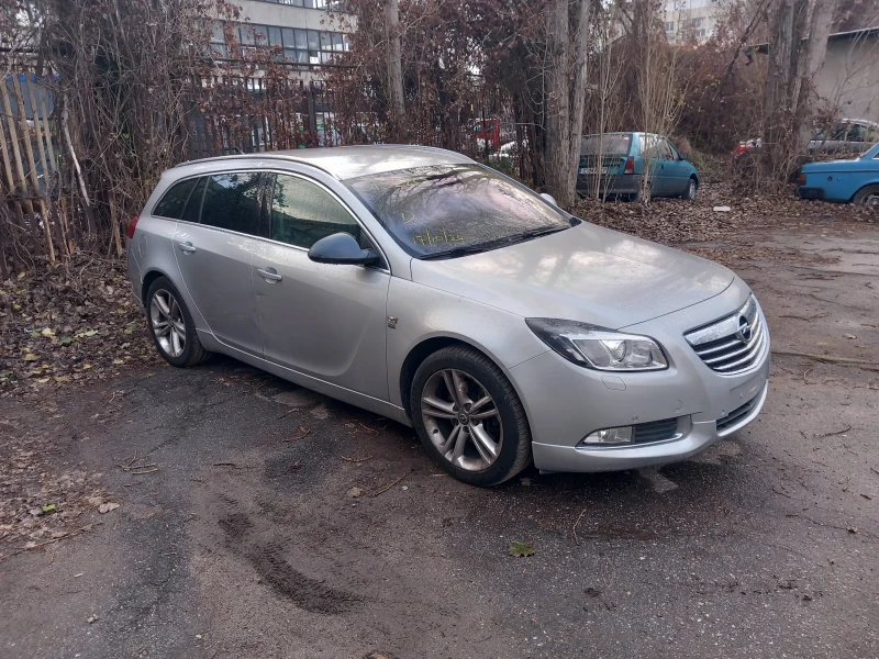 Opel Insignia 2.0 turbo 4x4, снимка 5 - Автомобили и джипове - 48263560