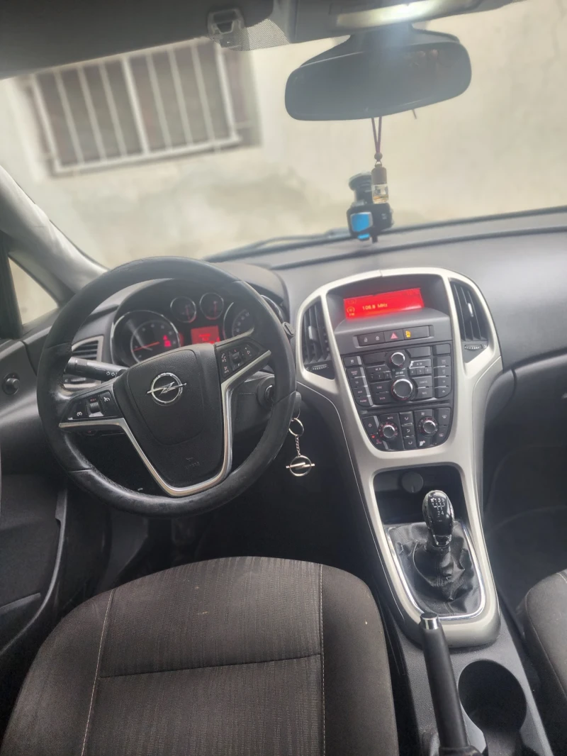 Opel Astra 1.6i 116 k.с., снимка 7 - Автомобили и джипове - 49314141