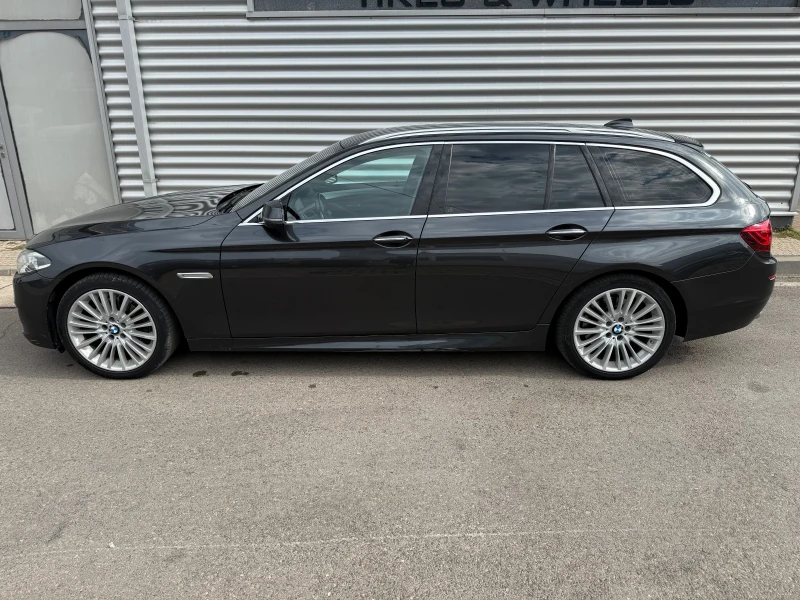 BMW 530 530xDrive+ Head Up+ Key Less GO+ Подгрев+ Камера+ , снимка 2 - Автомобили и джипове - 51483806