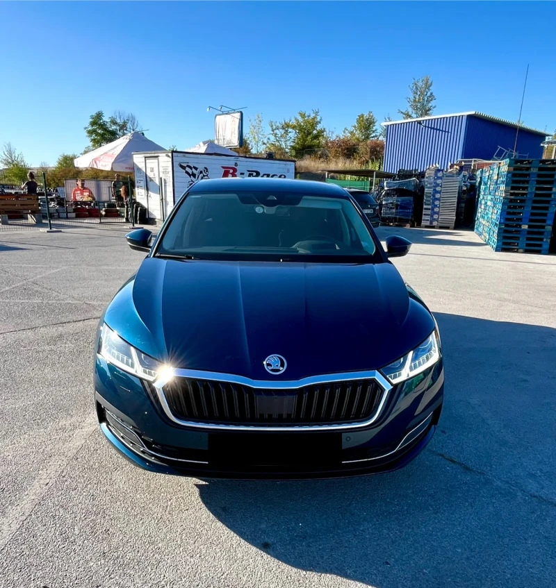 Skoda Octavia 67 хил.км First Edition + Печка; Хедъп; Пълен ел. , снимка 4 - Автомобили и джипове - 51806181