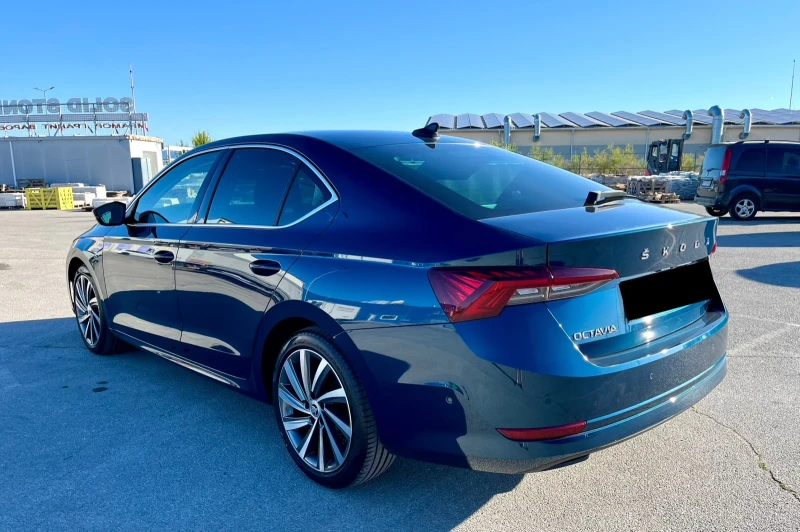 Skoda Octavia 67 хил.км First Edition + Печка; Хедъп; Пълен ел. , снимка 2 - Автомобили и джипове - 51806181