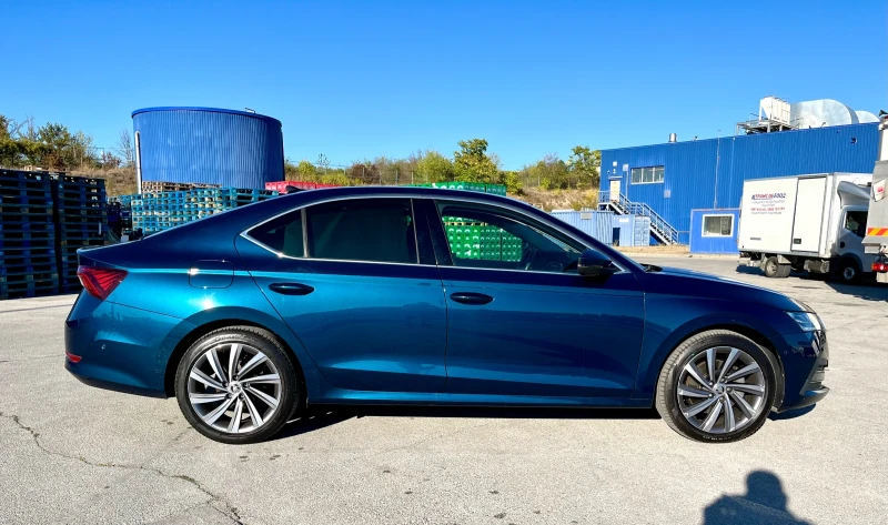 Skoda Octavia 67 хил.км First Edition + Печка; Хедъп; Пълен ел. 