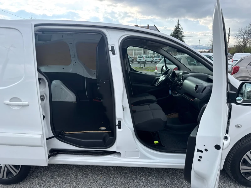 Citroen Berlingo 1.6HDI AUTOMATIC!! 3 seats! NAVI!Camera!! Euro 6!!, снимка 15 - Автомобили и джипове - 51978291