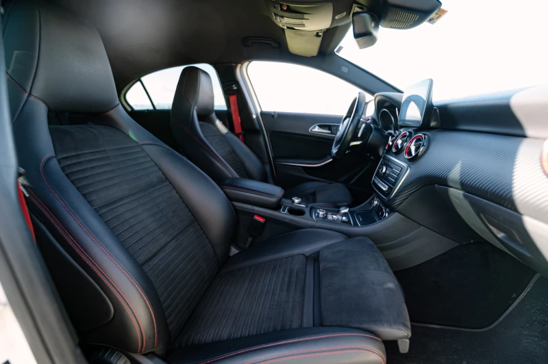 Mercedes-Benz A 45 AMG 4Matic, снимка 9 - Автомобили и джипове - 52636373