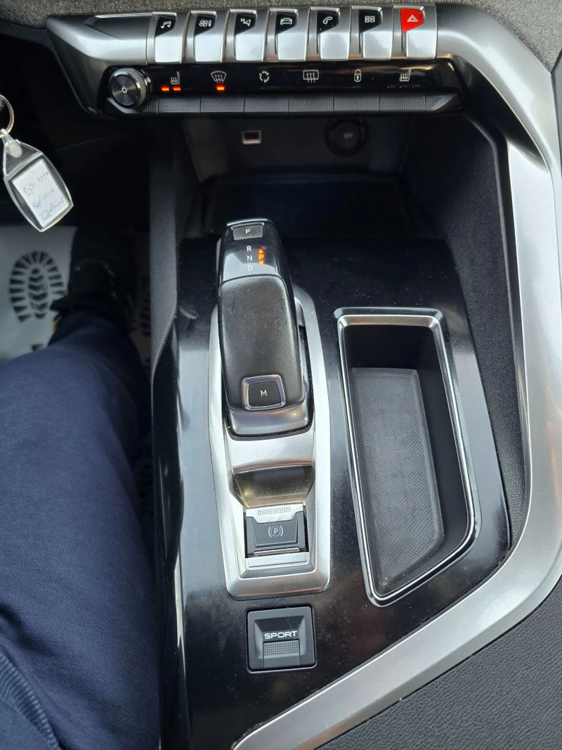 Peugeot 3008 1.6 HDI-120k.c-LED-NAVI-EURO-6, снимка 16 - Автомобили и джипове - 52839479