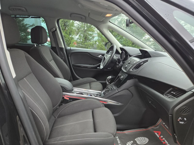 Opel Zafira 2.0CDTI-165кс= 7МЕСТА= НАВИ= 6СК= ПОДГРЕВ= ПАРК, снимка 14 - Автомобили и джипове - 53013762