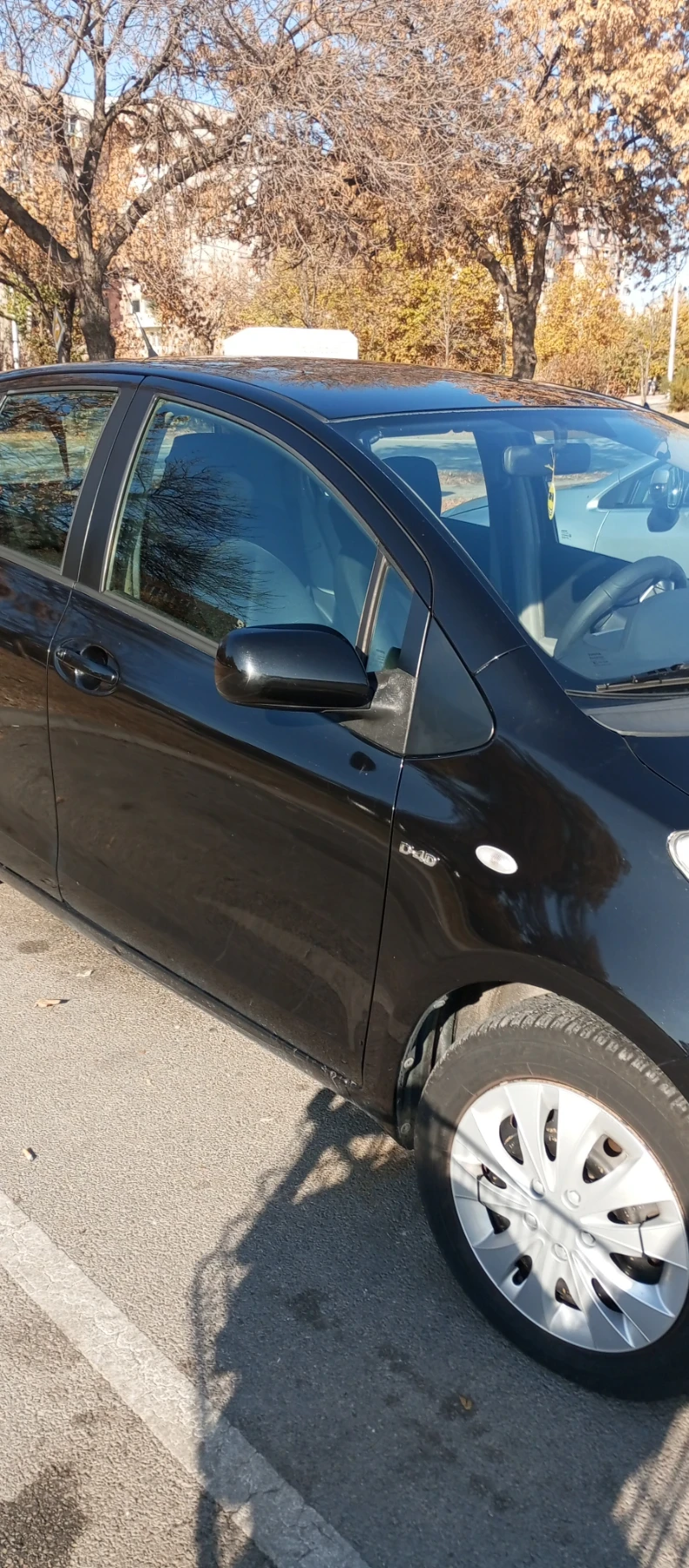 Toyota Yaris 1.4D automatic , снимка 3 - Автомобили и джипове - 48000253