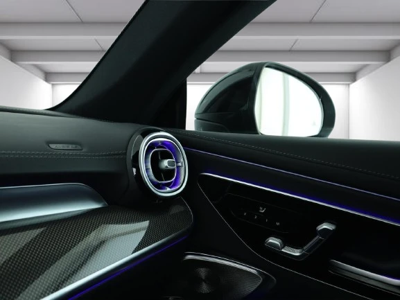 Mercedes-Benz CLE 300 4Matic = AMG Line = Night Package Гаранция - изображение 9