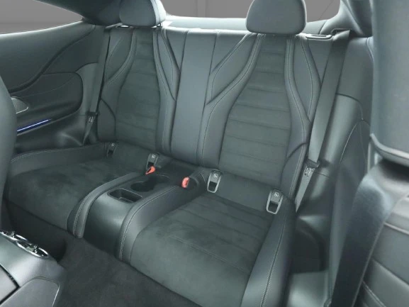 Mercedes-Benz CLE 300 4Matic = AMG Line = Night Package Гаранция, снимка 12 - Автомобили и джипове - 53600432