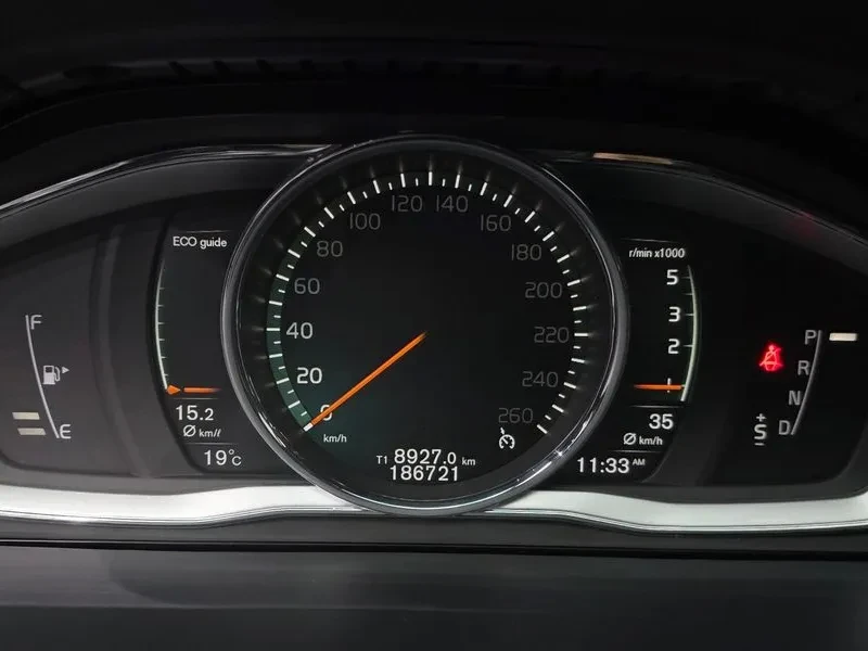 Volvo S60, снимка 8 - Автомобили и джипове - 54326574