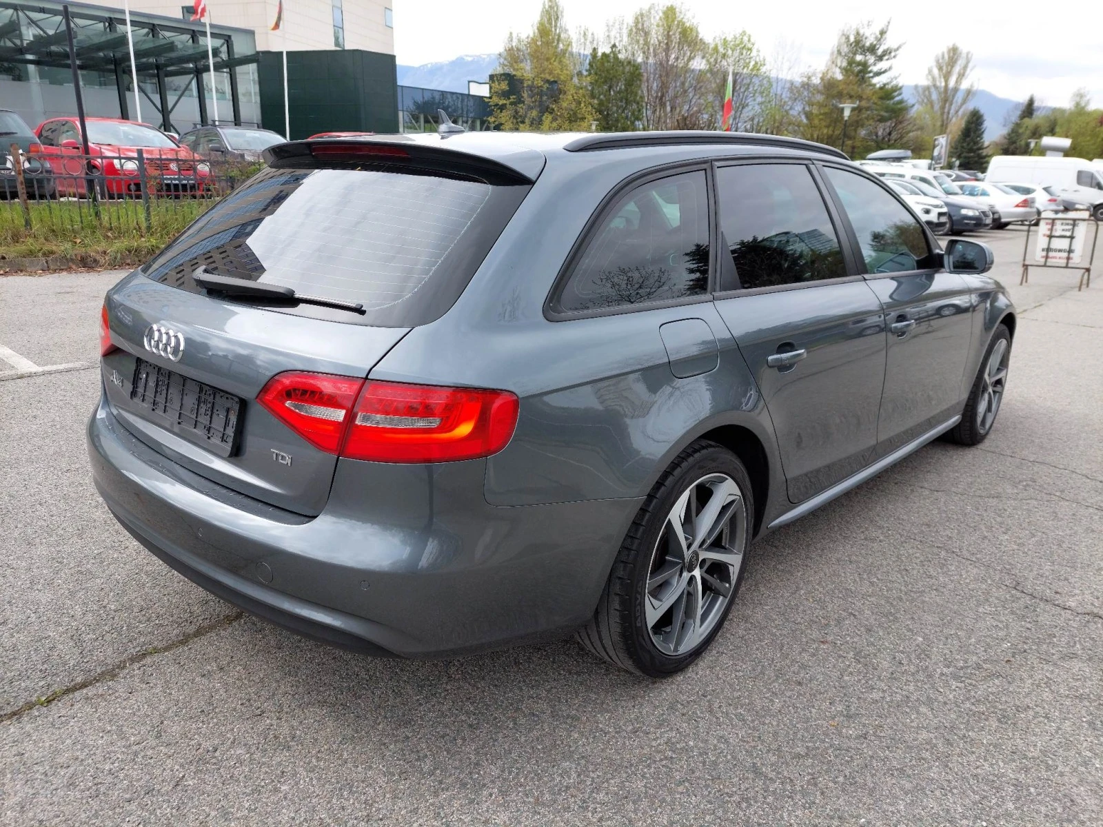 Audi A4 2,0TDI 150ps NAVI LED - изображение 4