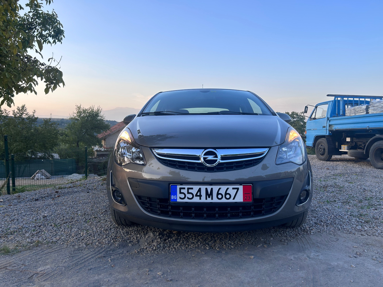 Opel Corsa 1.4 бензин - изображение 1